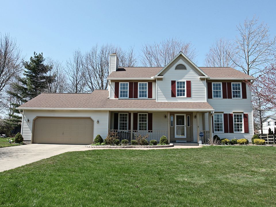 2242 Holly Lane