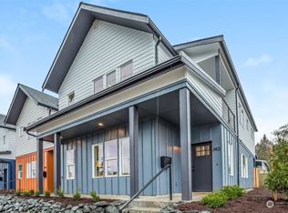 3402 SW Kenyon St, Seattle, WA 98126