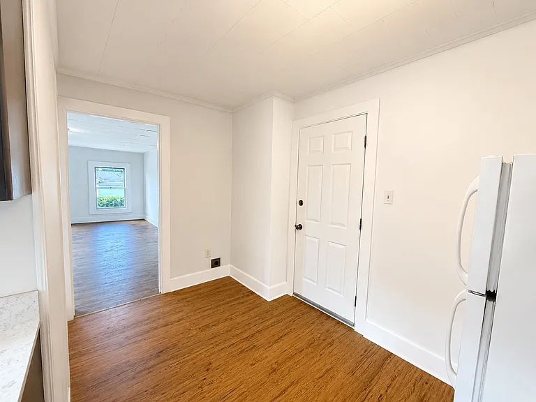 89 Clinton St #2 — Photo 5