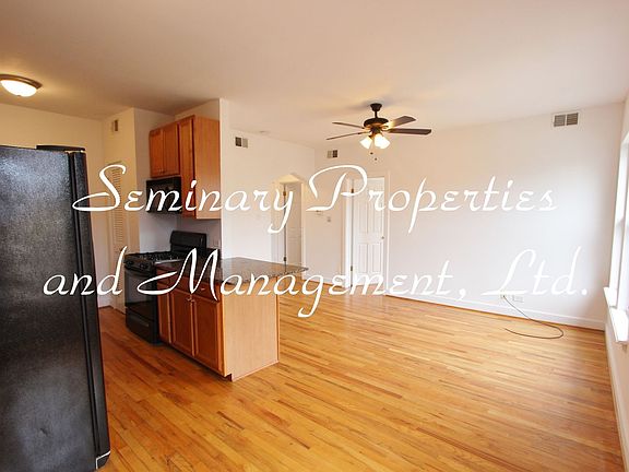 2nd image of 921 W Sunnyside Ave APT 3N