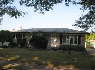41340 Wessel Dr, Sterling Heights, MI
