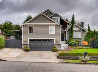 2442 SW Eleven Mile Dr, Gresham, OR 97080