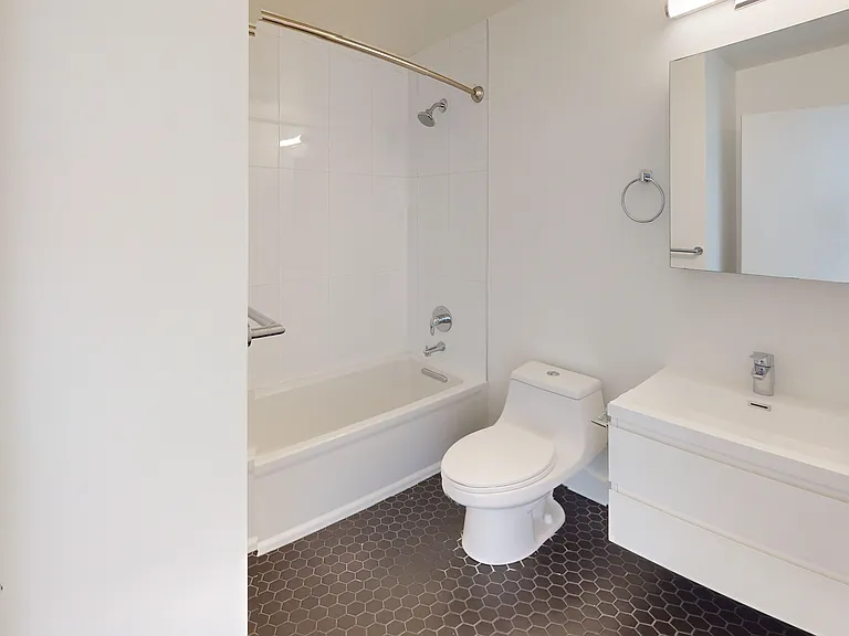 865 Sutter St #508 — Photo 11