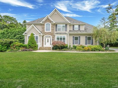 6 Nick Court, Yaphank, NY, 11980