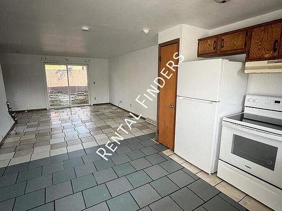 4th image of 578 Spinnaker Ln