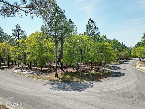 3rd image of 586 Elorriga Drive SE