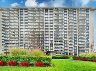18-15 215th St APT 4E, Bayside, NY