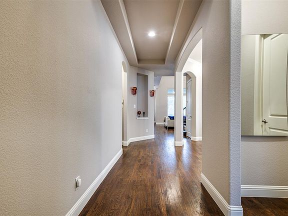 3rd image of 2709 San Jacinto Dr