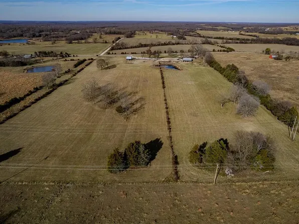 1736 State Highway 32, Long Lane, MO 65590