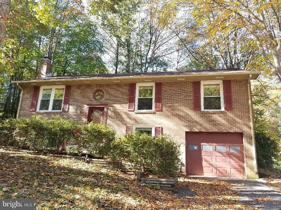 1st image of 16214 Sheffield Dr