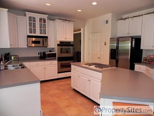 3rd image of 563 Breckenridge Way