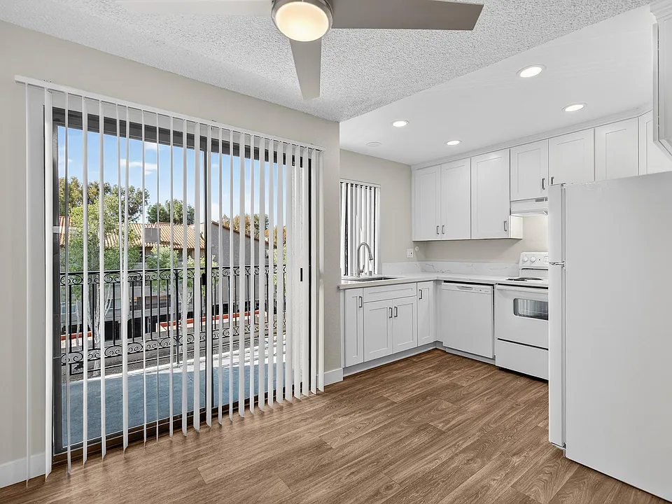 Prado Apartments
