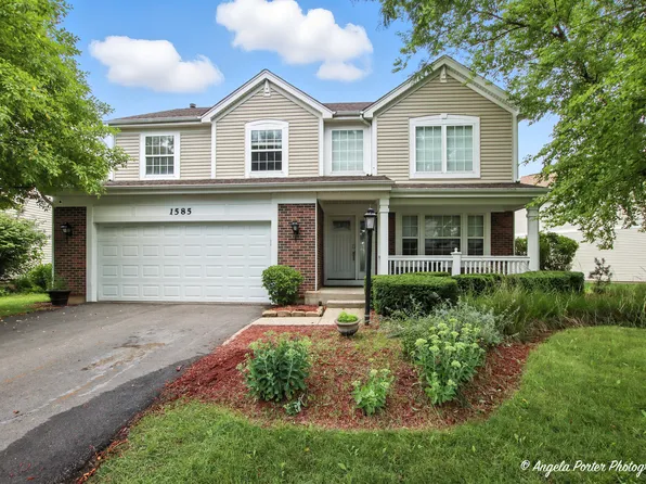1585 Greenfield Ct, Gurnee, IL 60031