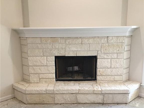 4th image of 1210 Brunswick Ct
