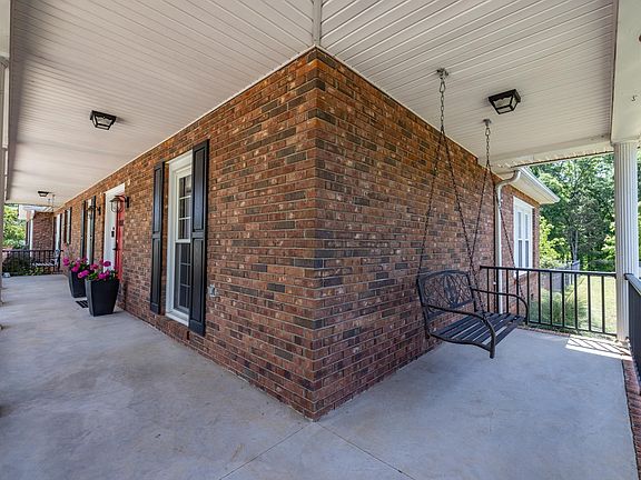 5th image of 1010 Buck Tree Ln