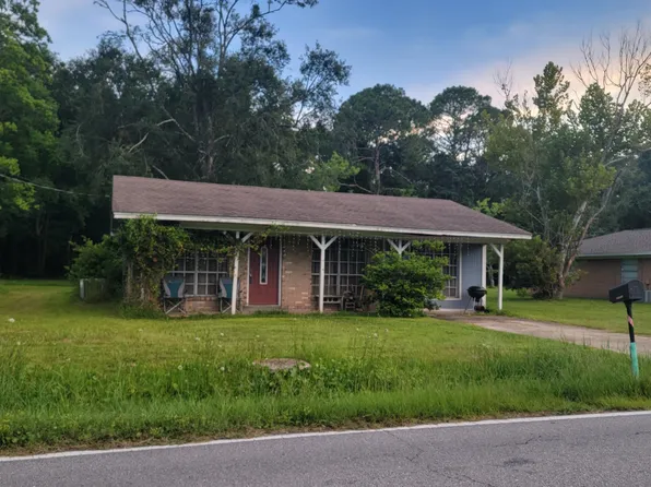 2125 Graveline Rd, Gautier, MS 39553