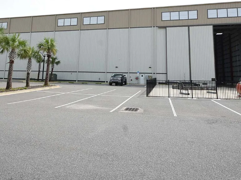 114 Del Palma Dr — Photo 5