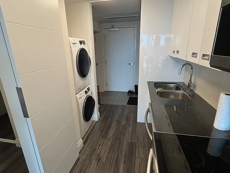 652 Princess St #1024 — Photo 6