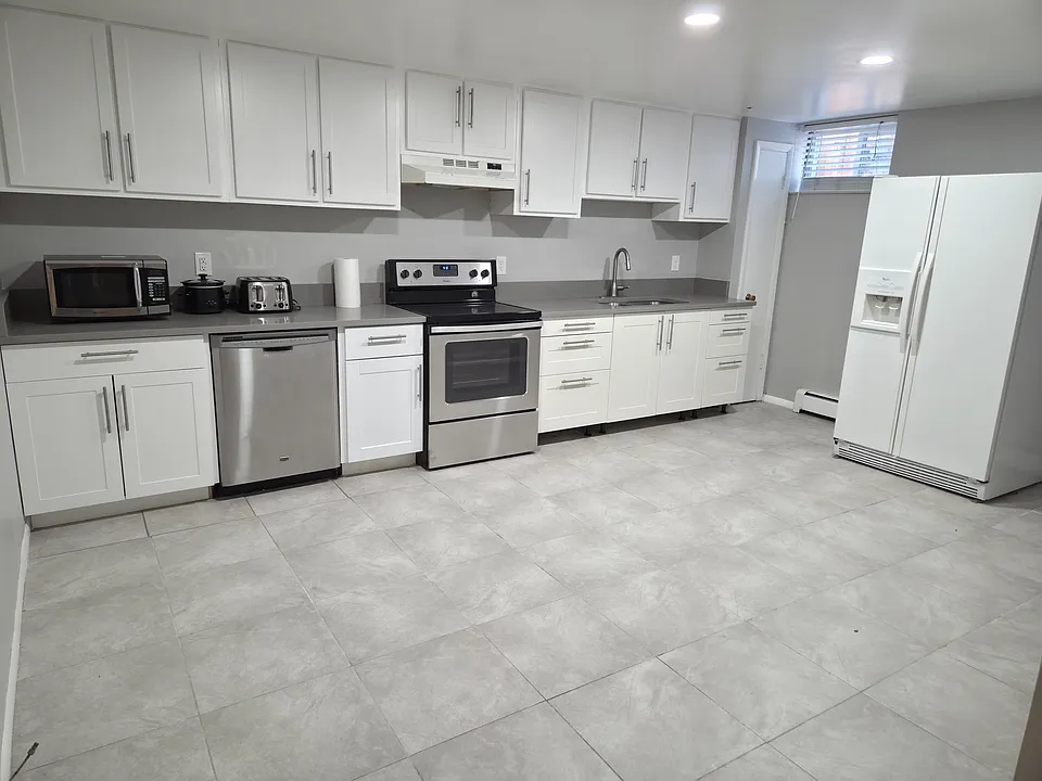 5450 W 26th Ave #B