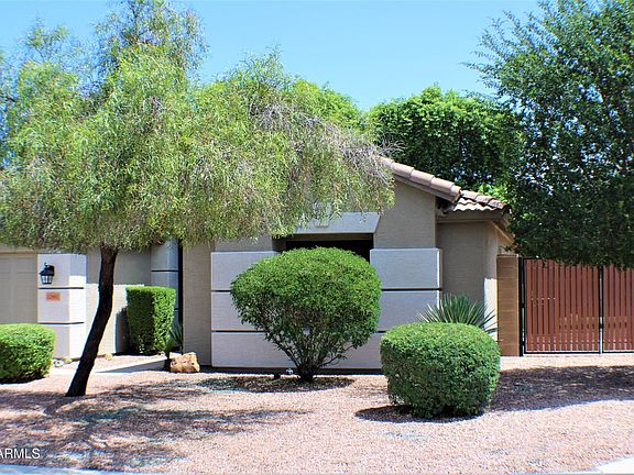 3rd image of 32881 N Hidden Canyon Dr
