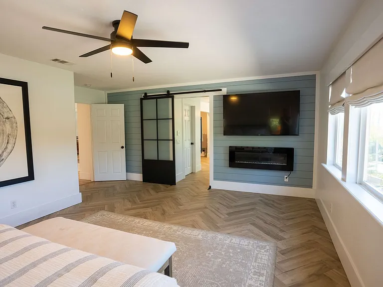 33896 Calafia St — Photo 24