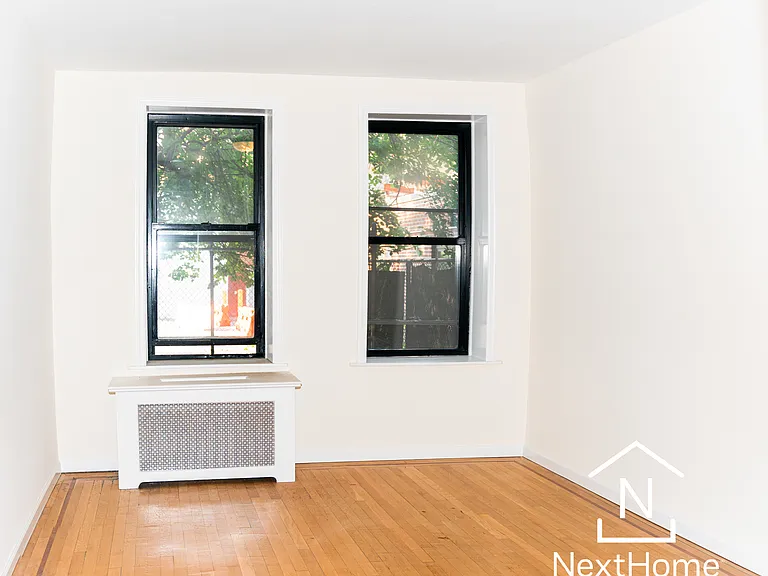 14430 35th Ave #B5 — Photo 12