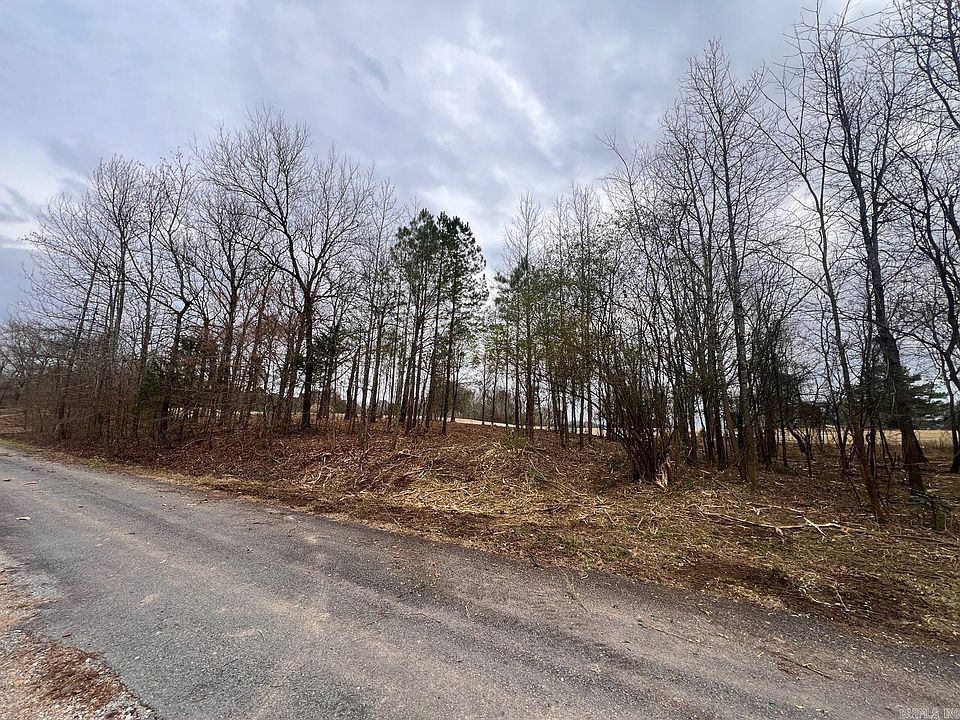 1st image of 132 Firestone Dr