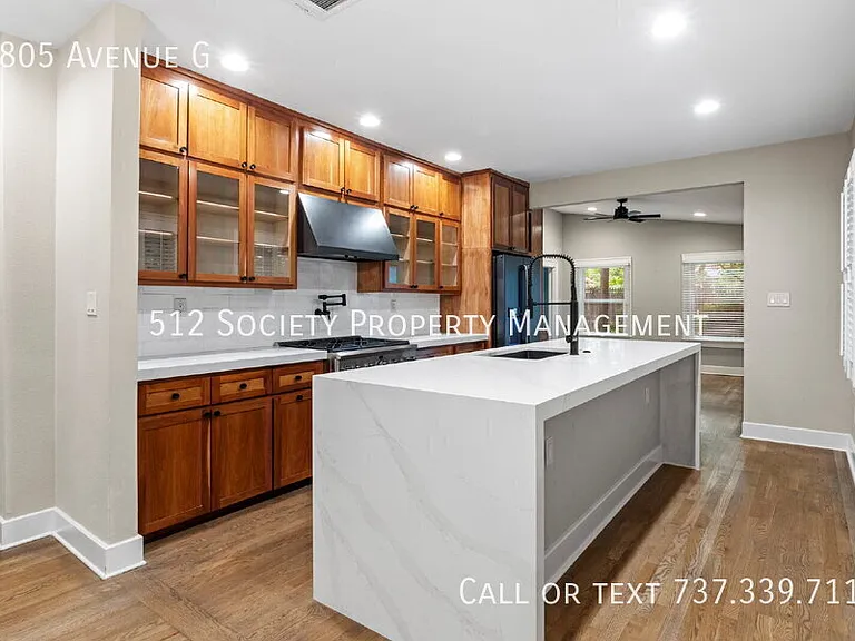 3805 Avenue G — Photo 21