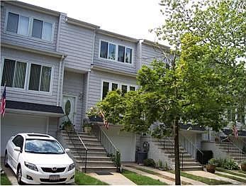 2nd image of 140 Dinsmore St APT C
