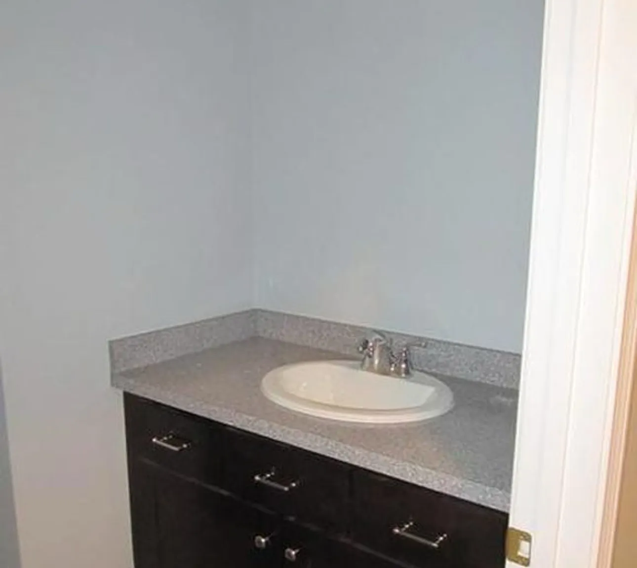 539 Southbridge St — Photo 4