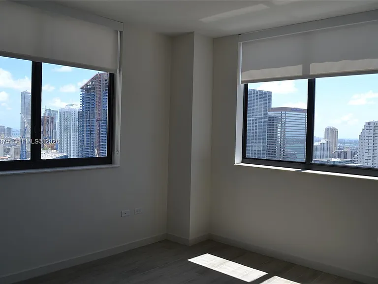 999 SW 1st Ave #3302 — Photo 6