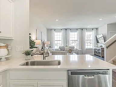 1105 Foster Dr — Photo 15