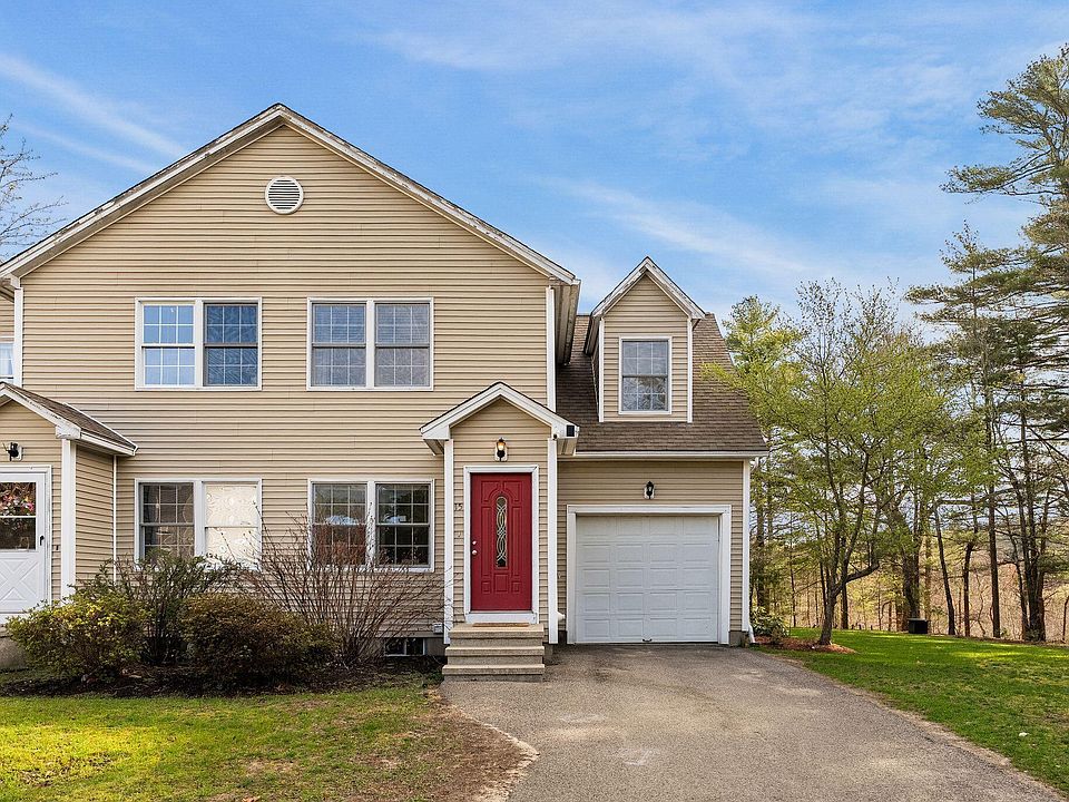 1st image of 15 Carver Square Boulevard UNIT 15