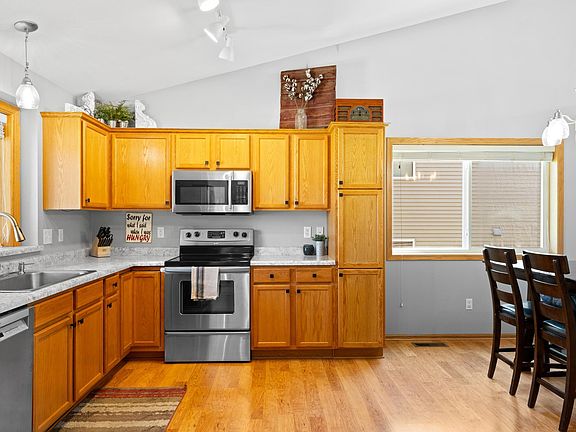 5th image of 4126 Trumpeter Dr SE