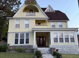 1900 Oak St, Chattanooga, TN 37404