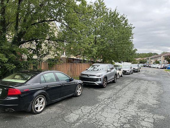 5th image of 5210 King Arthur Cir