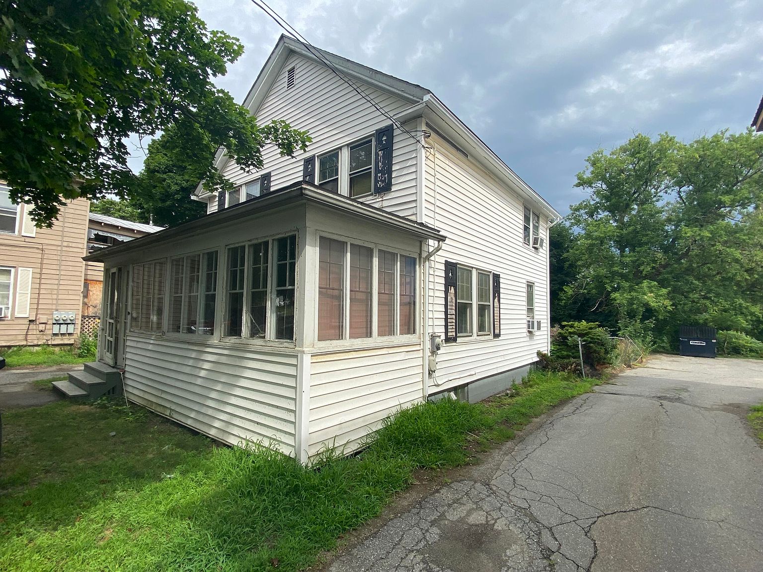 18 1/2 Main Street, Fairfield, ME 04937 Zillow