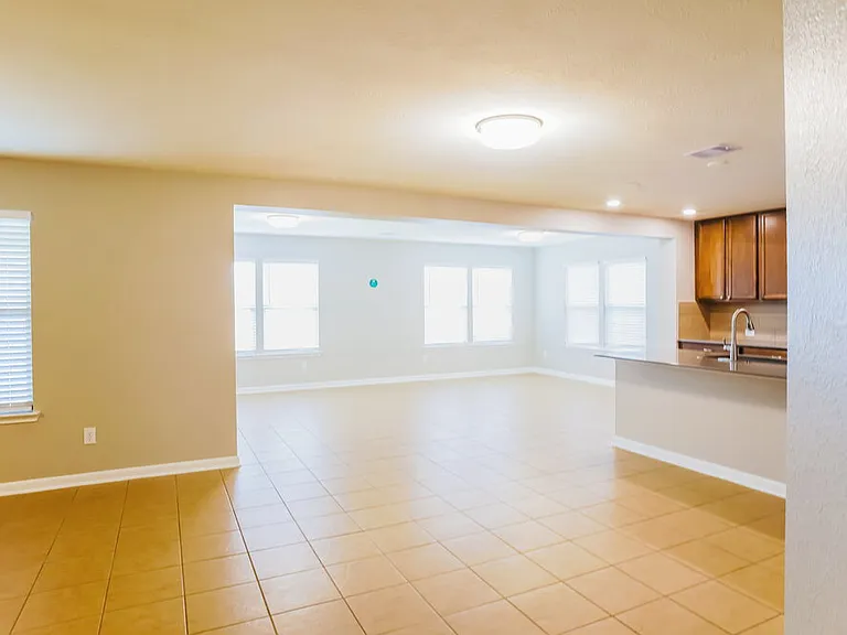 8011 Bunch Grass Ln — Photo 6