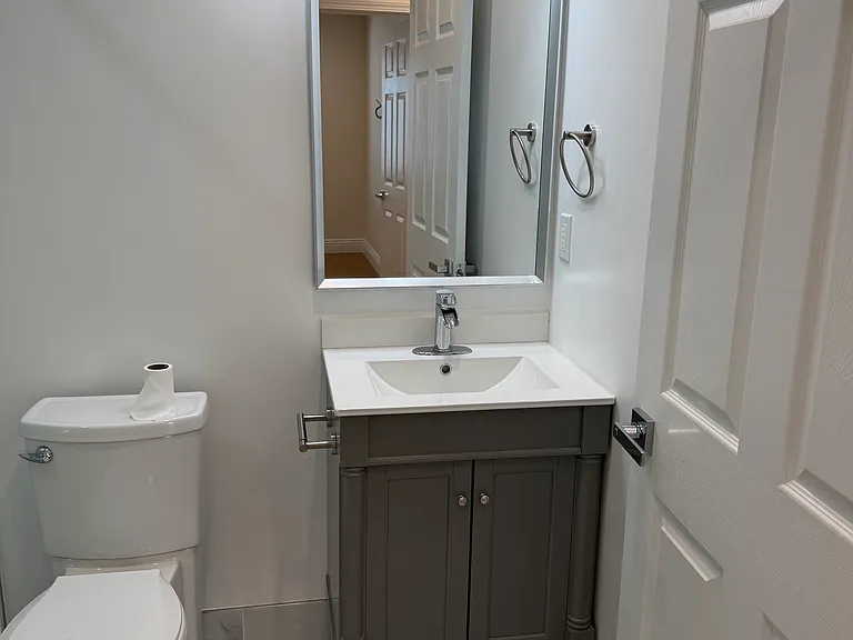 11575 Garrick Ave — Photo 11