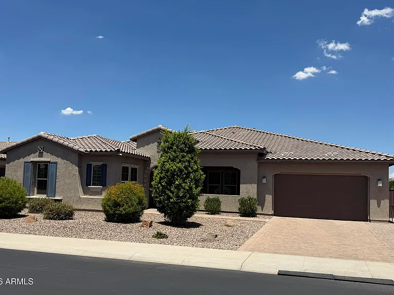 1966 E Indian Wells Dr — Photo 2