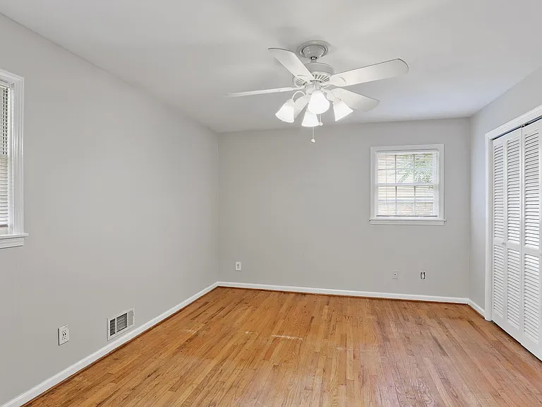 3304 Northbrook Dr — Photo 12
