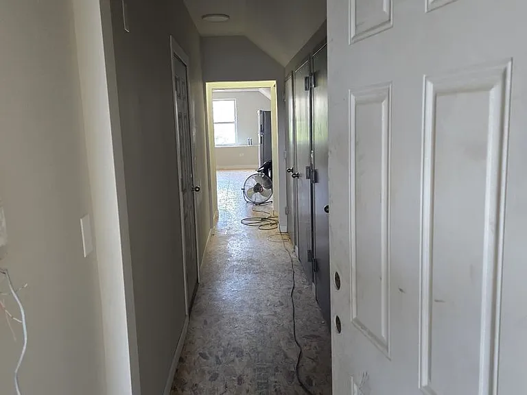2501 W Cortland St #3 — Photo 10
