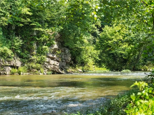 1800 Marie Dr, Ellijay, GA 30536