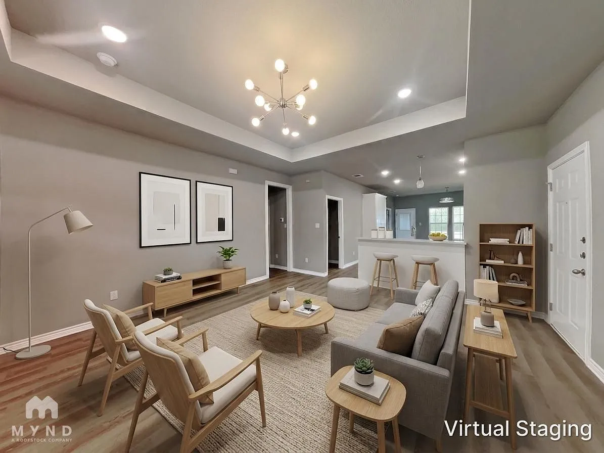 4 bed, 2.0 bath, 1500 sqft, $1,995 — Photo 2