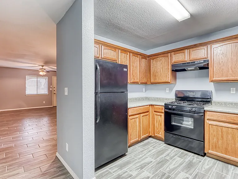 14313 Gil Reyes Dr #C — Photo 15