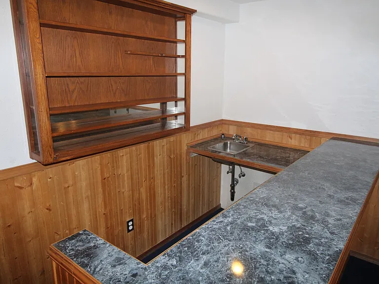 6903 N Cincinnati St — Photo 16