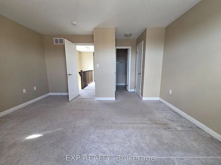 100 Laguna Village Cres — Photo 19