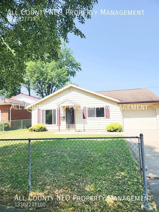Move in ready 4 BR home - Apply today before it is gone! — Photo 2