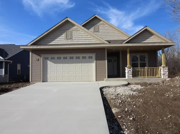 522 Calvin LANE, Racine, WI 53406