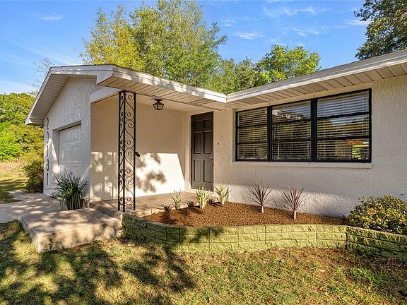 3rd image of 20131 SW 83rd St
